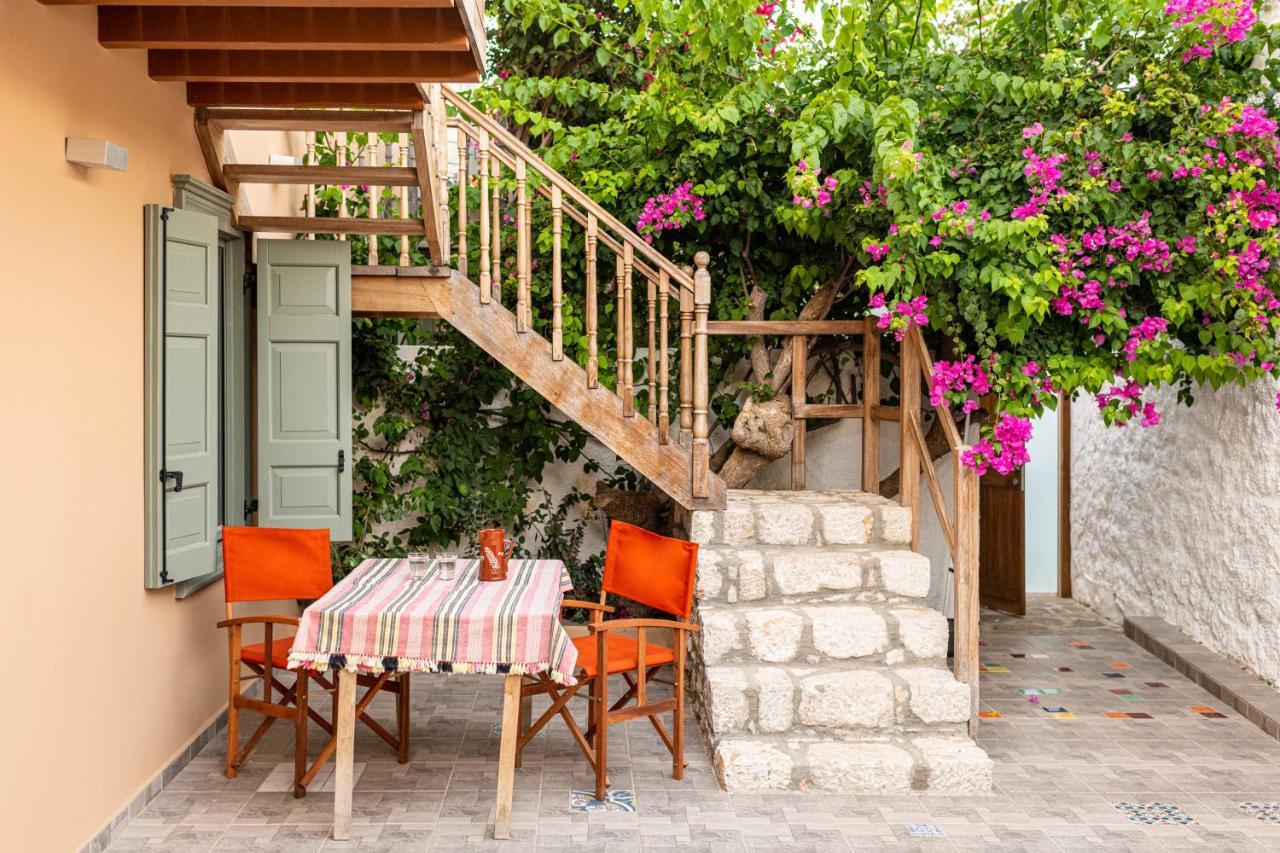Aphrodite Villas Halki - Villa Bougainvillea Dış mekan fotoğraf